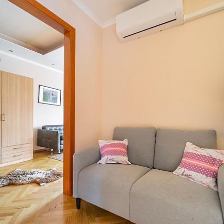 Törökbálint B48 Bigflat - Kenyelem 130 M2 Enヴィラ エクステリア 写真